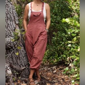 BUCKETLIST rosewood Colored Women's Overalls Jumpsuit Sz 12 cropped leg